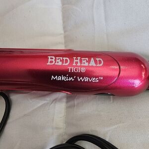 BedHead Makin' Waves Pink Hair Styler
